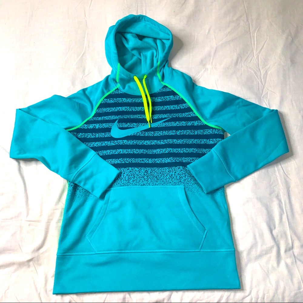 Women’s Therma Fit Nike Hoodie